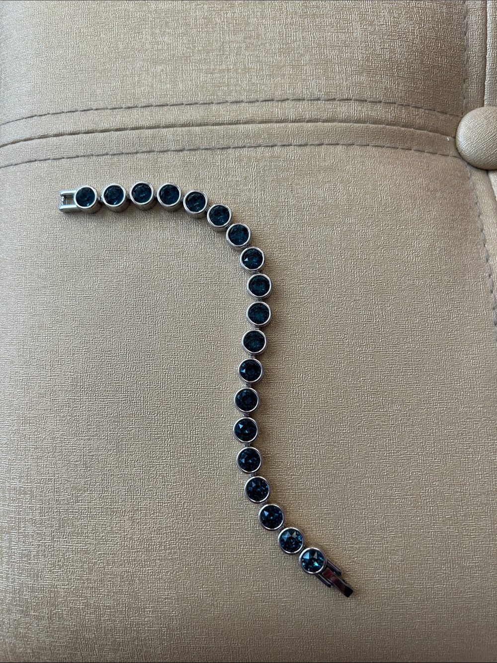 Touchstone Crystal by Swarovski Ice Bracelet Montana